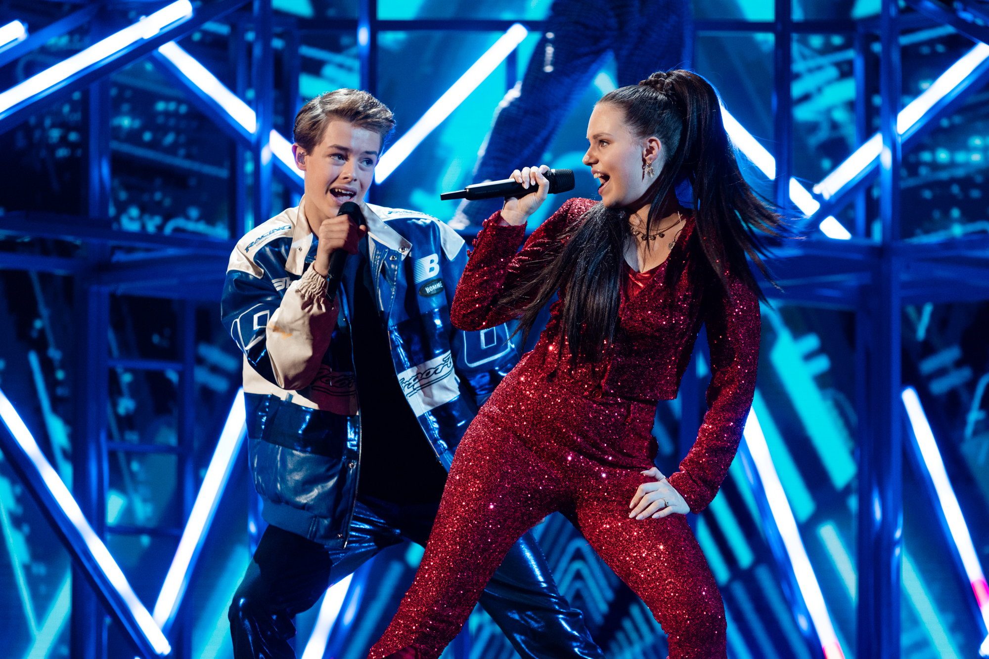 🇳🇱 Netherlands / Sep & Jasmijn will perform Holding On To You at Junior Eurovision 2023; these photos are from their First Rehearsal in Palais Nikaïa, Nice.