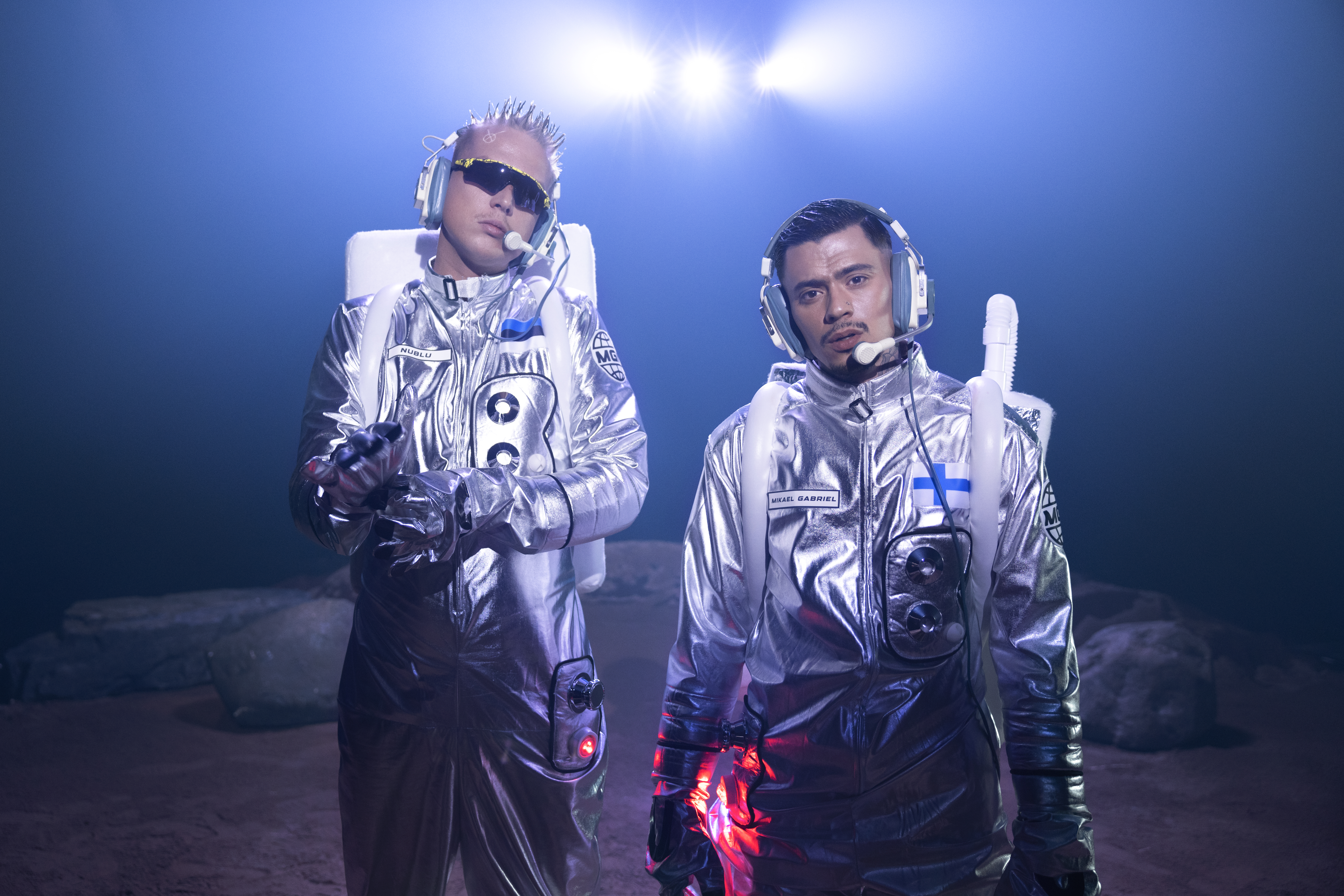 A still from Mikael Gabriel and nublu's music video.