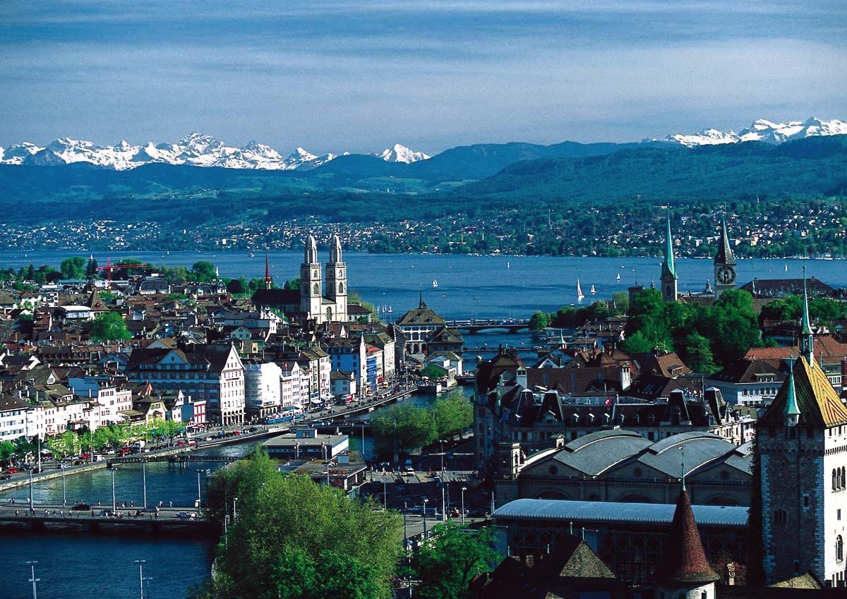 The City of Zürich Photo Credit: MadGeographer/Wikimedia